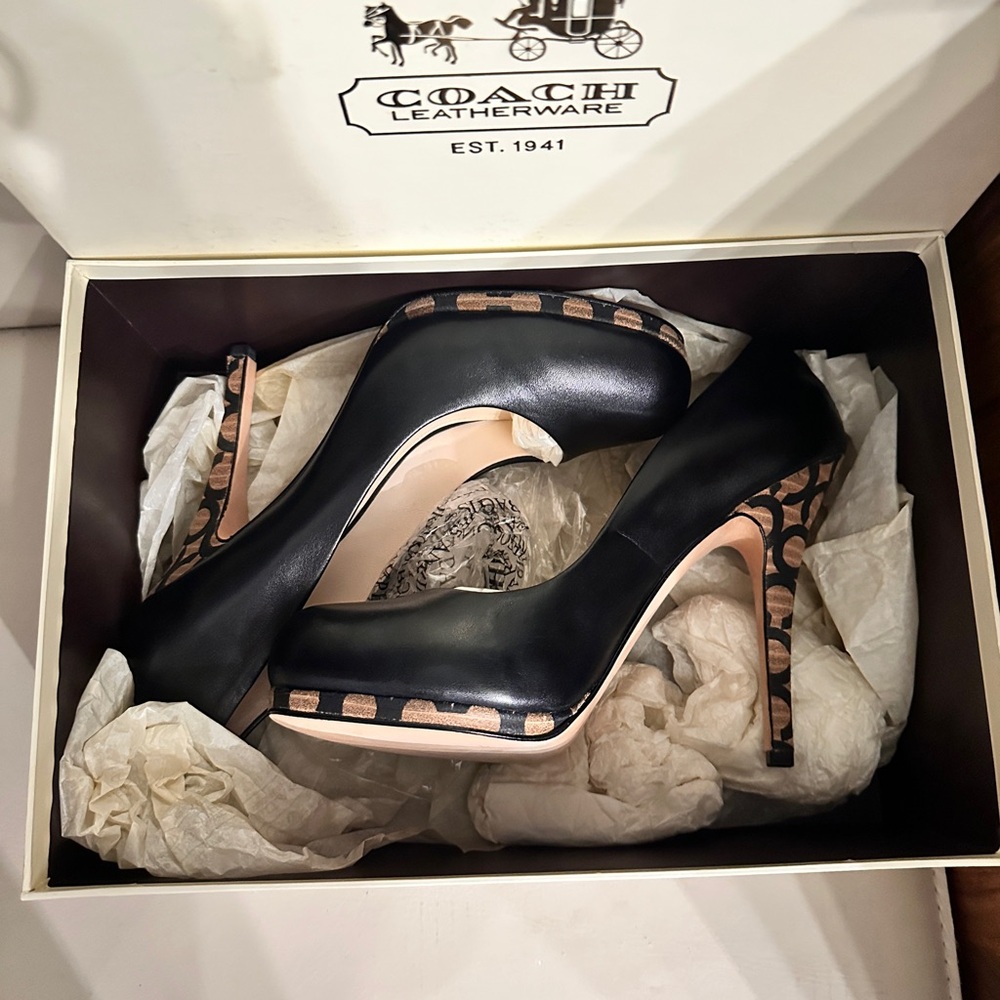 Coach ‘Alexa’ Black Leather High Heels with Signature Brown Accent -NIB - Picture 3 of 10